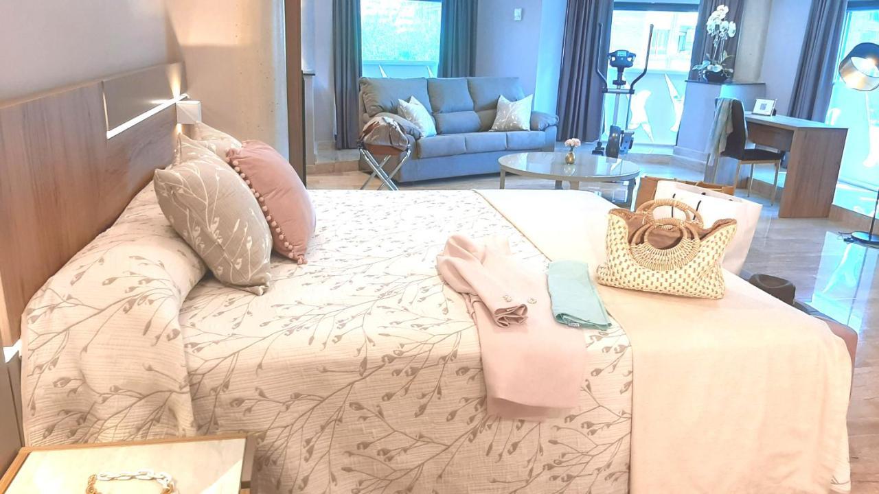 Hotel Nueva Plaza Малианьо Экстерьер фото